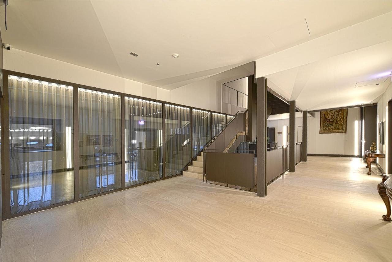莱昂酒店 外观 照片 Interior of the hotel