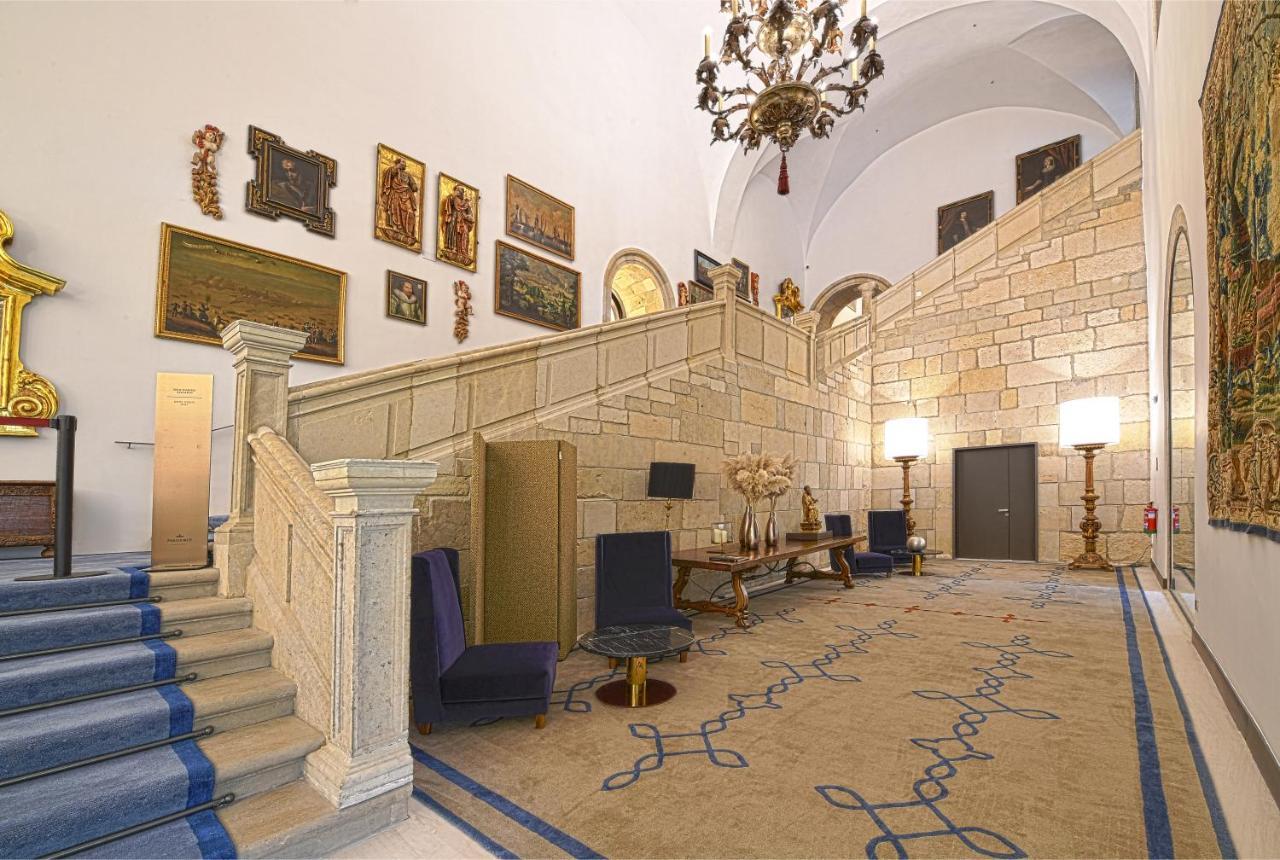 莱昂酒店 外观 照片 The interior of the hotel