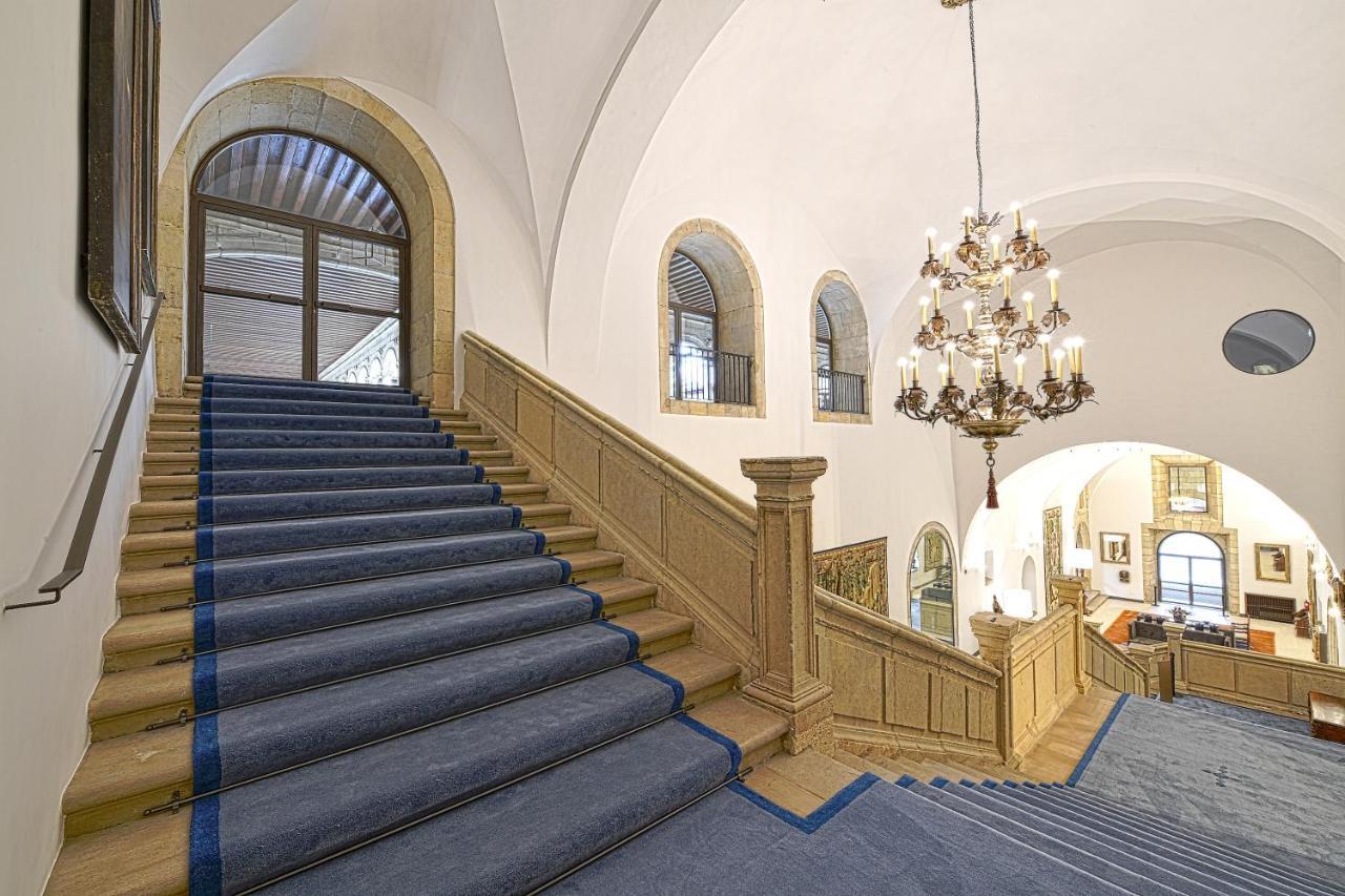 莱昂酒店 外观 照片 Interior of the German National Museum of Economics